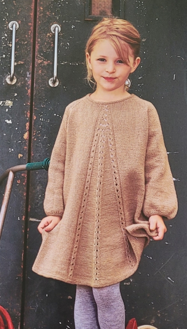 Efterårskjole med hulmønster - Esther
