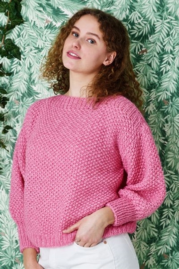 Perlestrikket sweater i Alice by Permin
